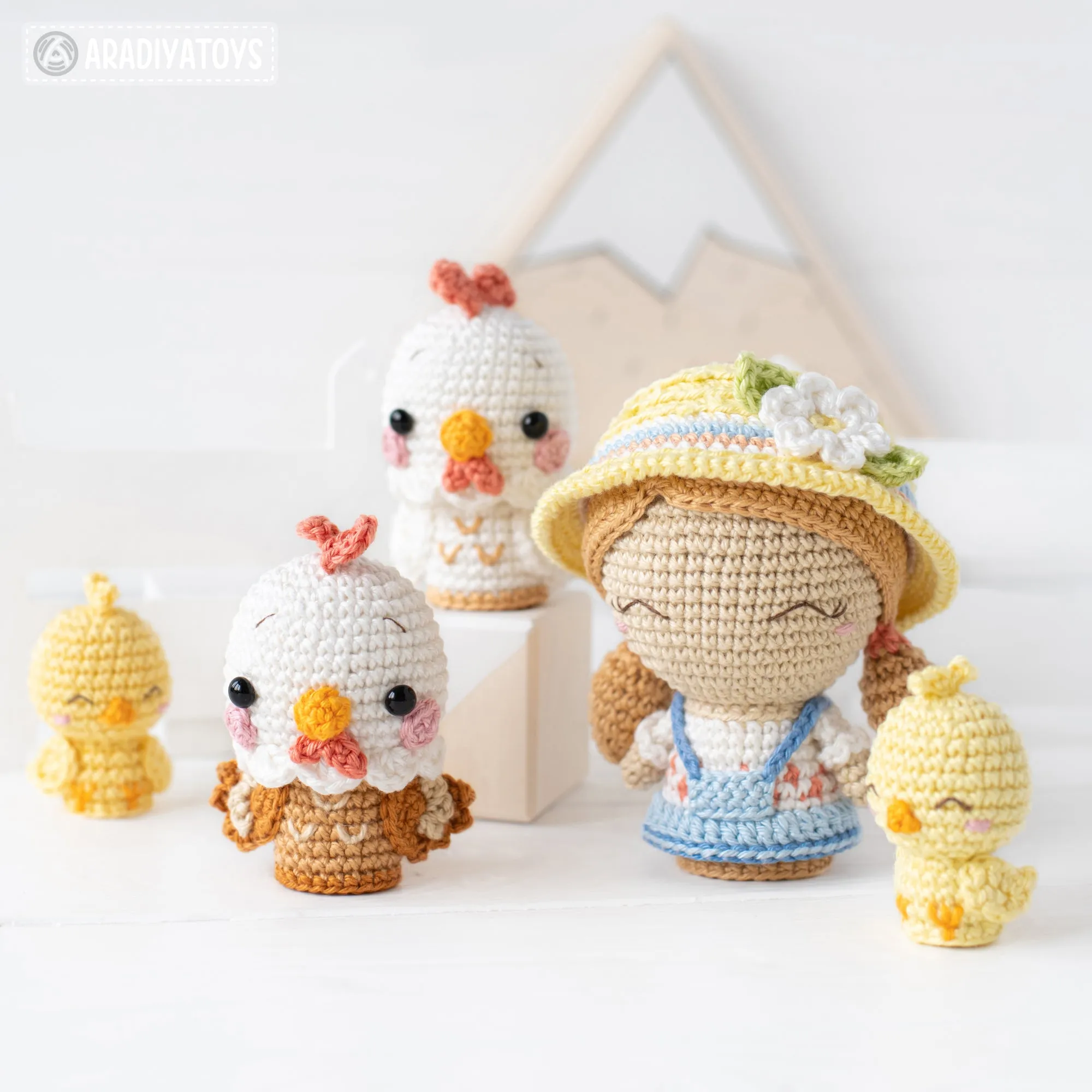 Sunny Farm from “Mini Kingdom” collection / crochet patterns by AradiyaToys (Amigurumi tutorial PDF) / crochet chicken / amigurumi sunflower