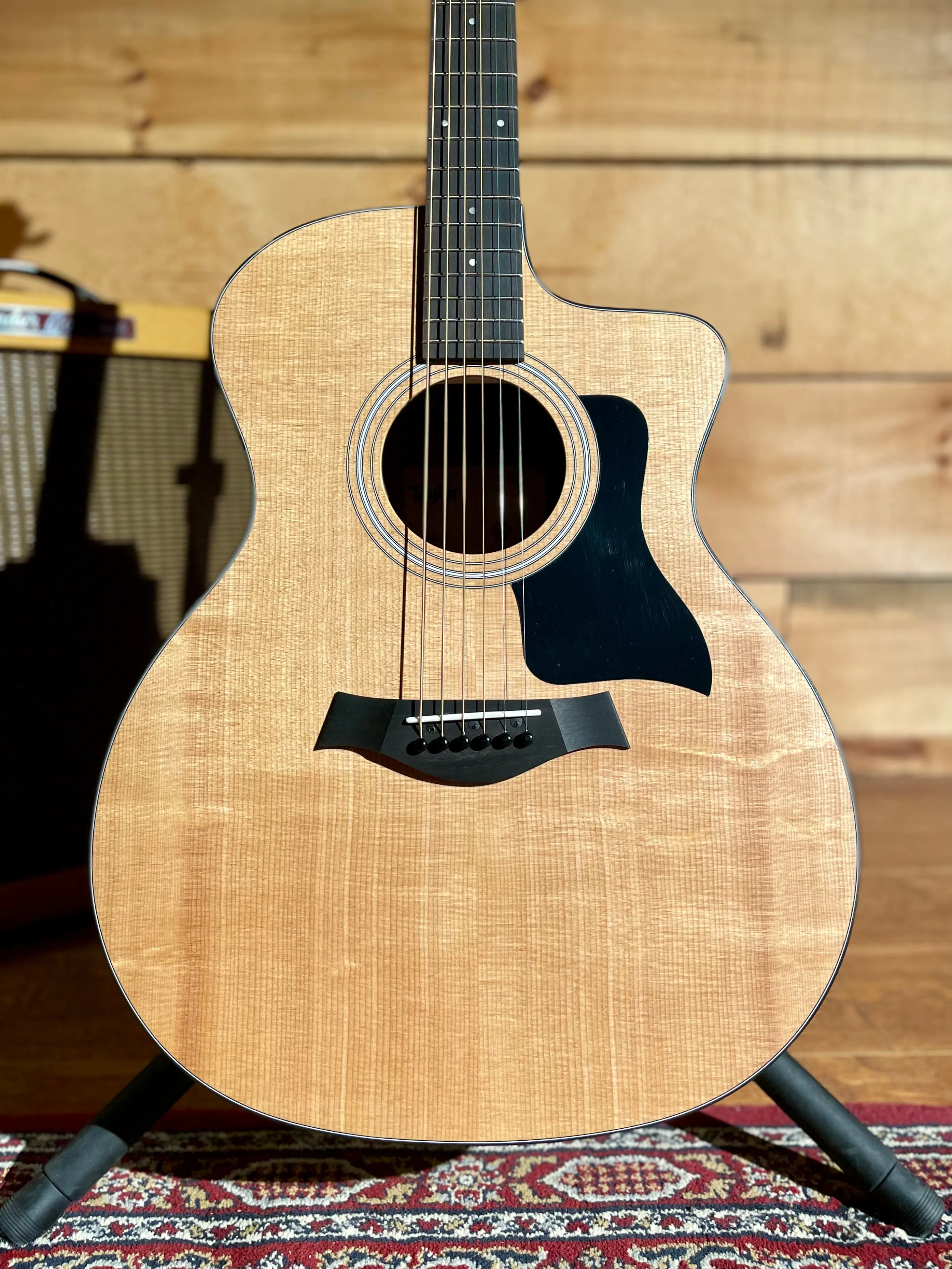 Taylor 114ce, Spruce/Sapele